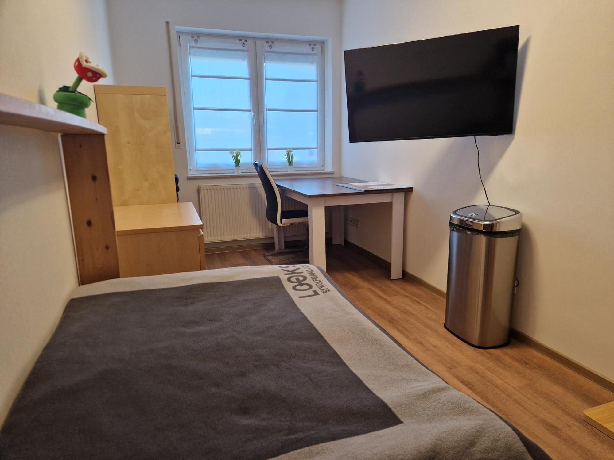 Einzelzimmer In Ruhiger Lage --- Check-In Mit Schluesselkasten Meppen Esterno foto